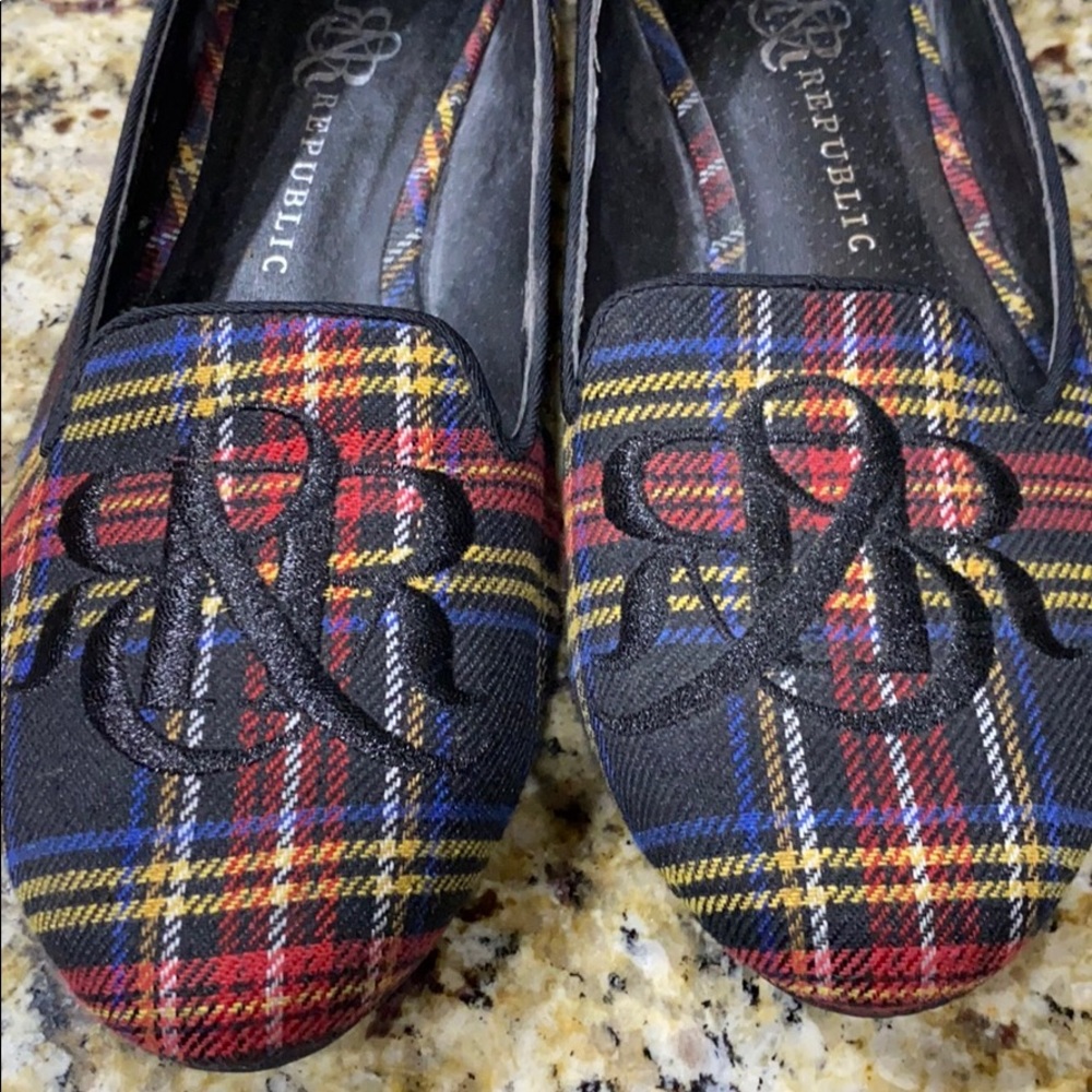 Rock & Republic Plaid Shoes Size 8 Flats